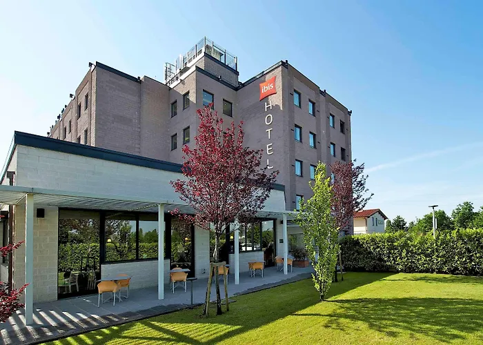 Hotel Ibis Firenze Prato Est