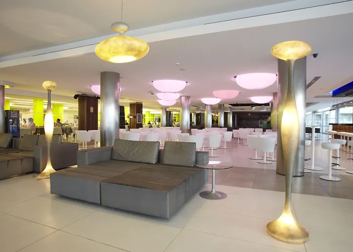 Hotel Garbi Ibiza & Spa Platja d'en Bossa