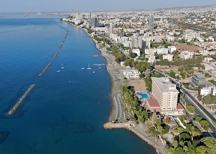 Poseidonia Beach Hotel Limasol