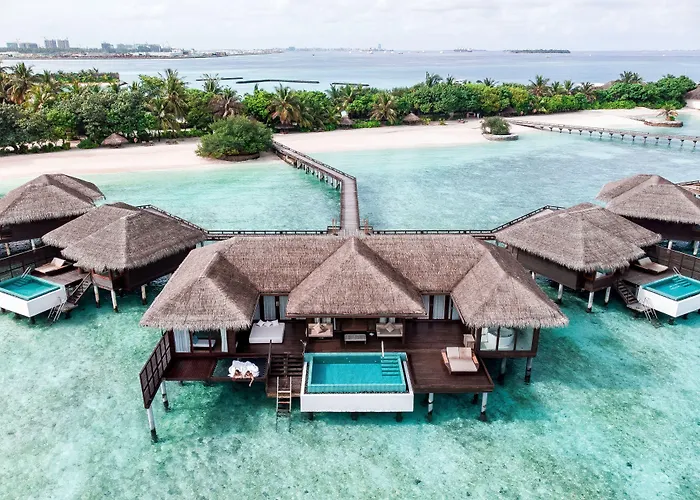 Sheraton Maldives Full Moon Resort & Spa Hulhumalé