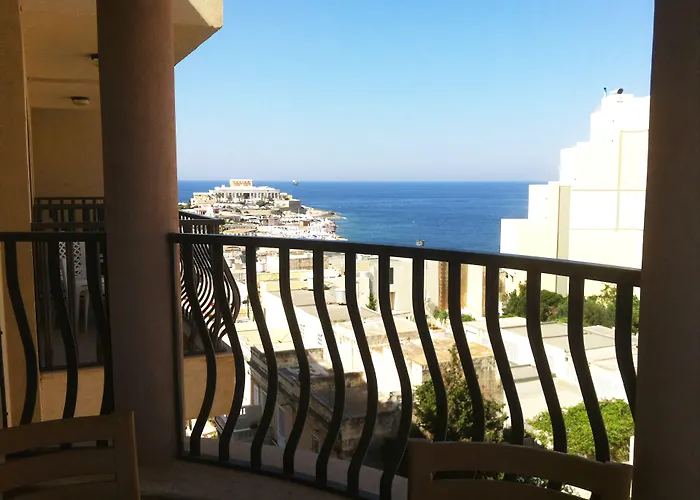 Alexandra Hotel San Ġiljan