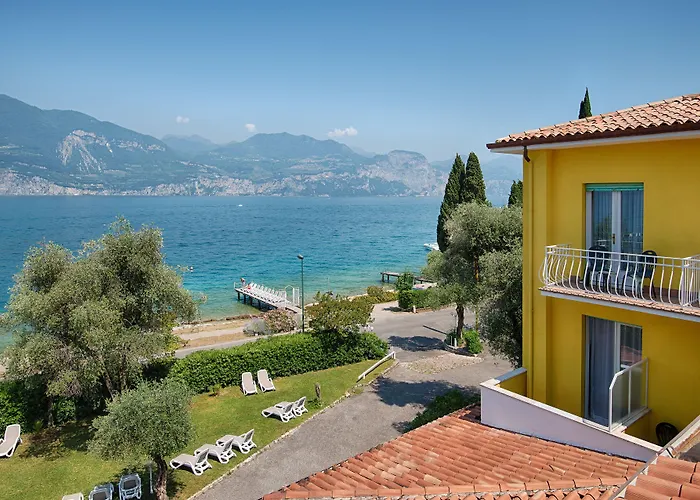 Hotel Orione - Lake Front Hotel Brenzone sul Garda