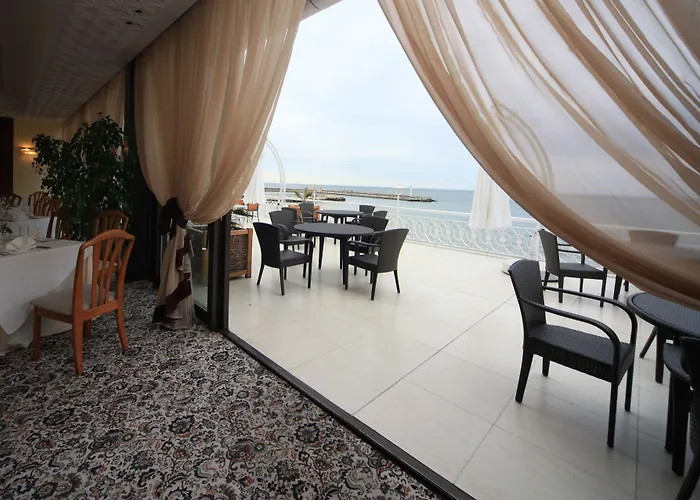 The Palace Hotel, Sunny Day Sveti Konstantin