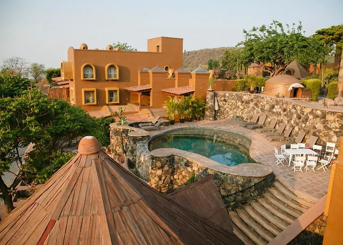Hostal De La Luz - Spa Holistic Resort Tepoztlan