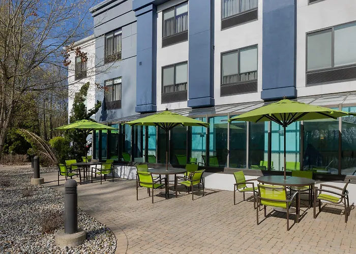 Springhill Suites By Marriott Grand Rapids Airport Southeast
