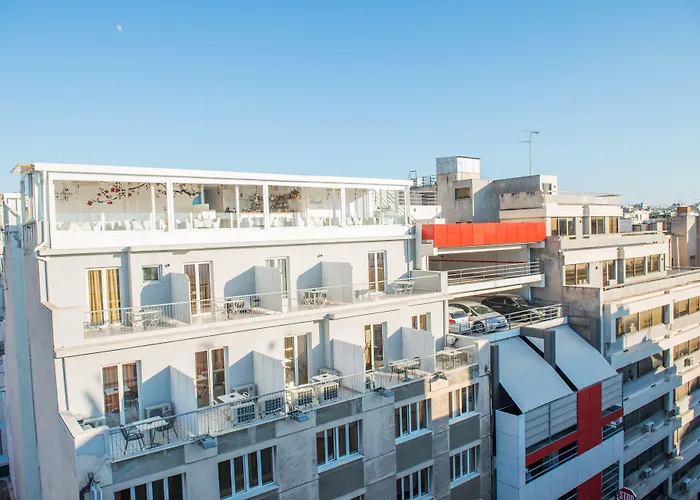 Piraeus City Hotel