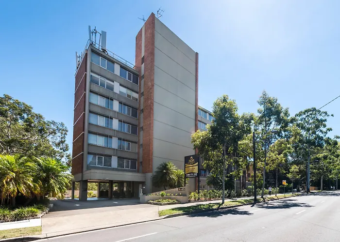 Royal Pacific Hotel