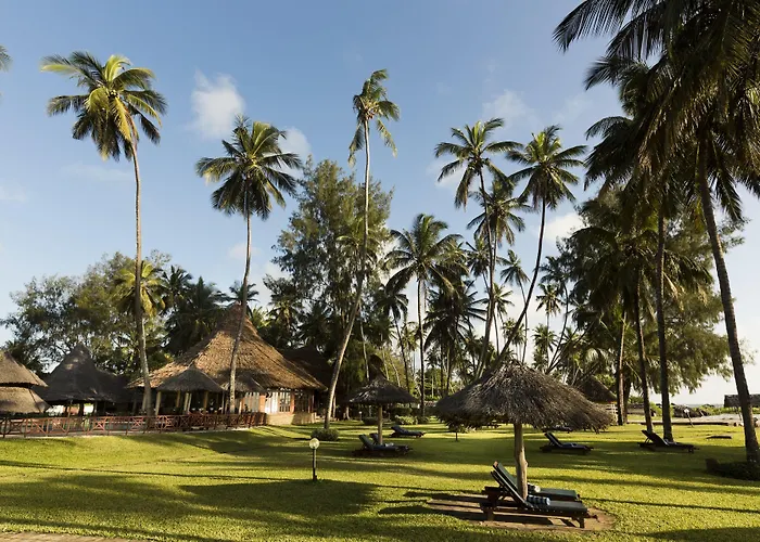 Neptune Paradise Beach Resort & Spa Galu
