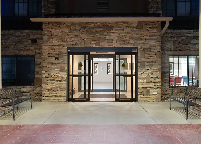Holiday Inn Express Hotel & Suites Longmont By Ihg