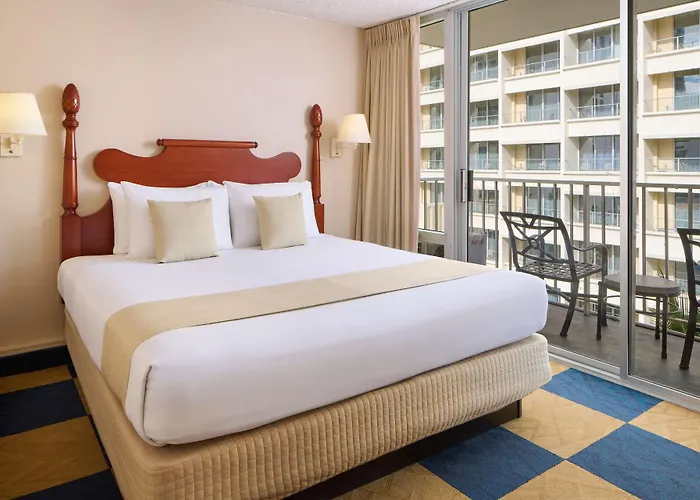 Ewa Hotel Waikiki Honolulu