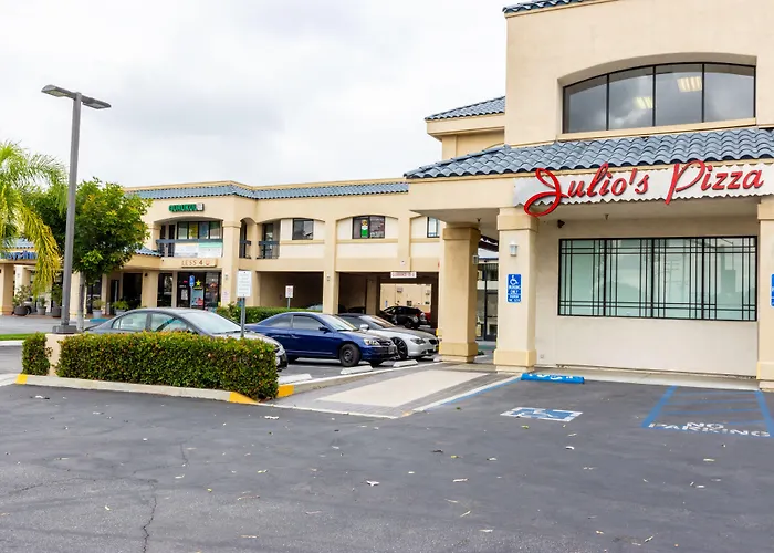 Days Inn & Suites By Wyndham Artesia