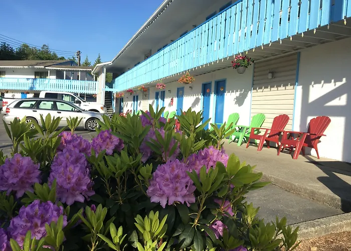 Fuller Lake Chemainus Motel