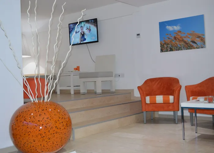 Les Palmiers Beach Boutique Hotel & Luxury Apartments Larnaka