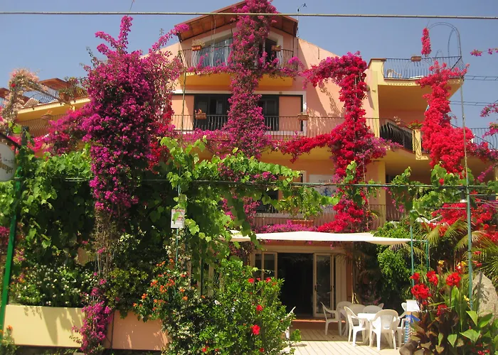 Domus De Janas Sul Mare Hotel Bari Sardo