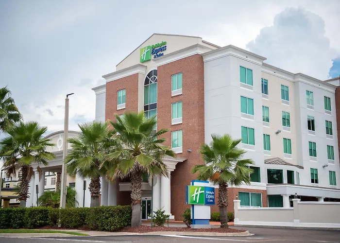 Holiday Inn Express & Suites Chaffee - West By Ihg