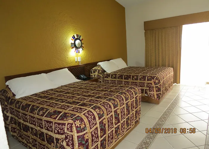Hotel Mision Santa Maria