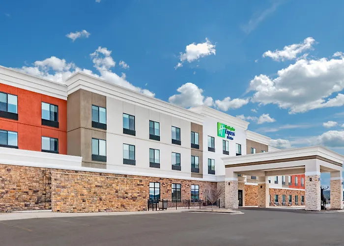 Holiday Inn Express & Suites Trinidad By Ihg