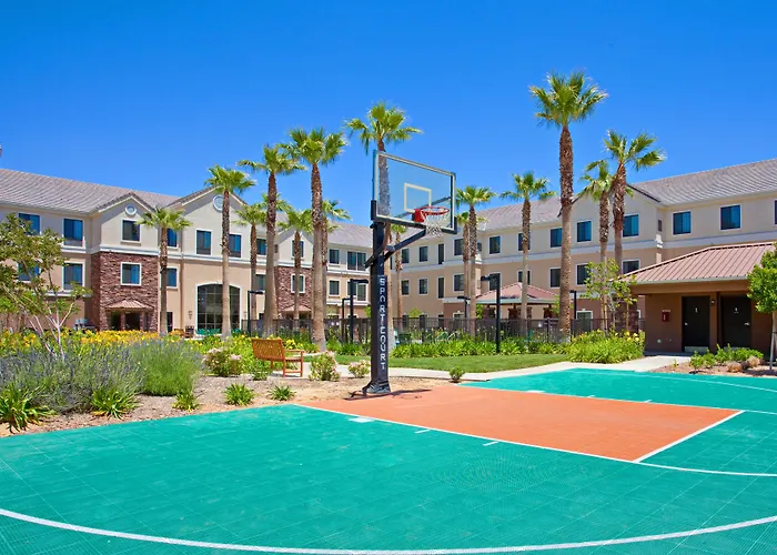 Staybridge Suites By Ihg