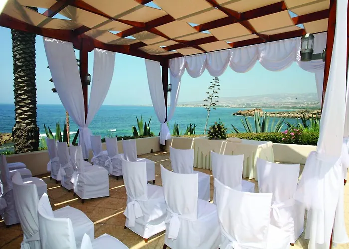 Cynthiana Beach Hotel Kissonerga