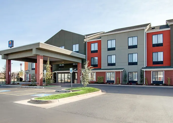 Comfort Inn & Suites Norman Near University