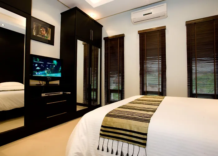 Palm Grove Resort, Pattaya Na Chom Thian