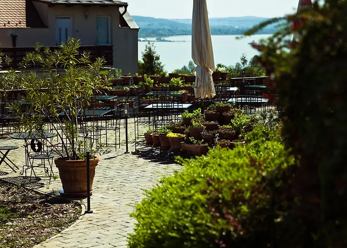 Echo Residence All Suite Hotel Tihany