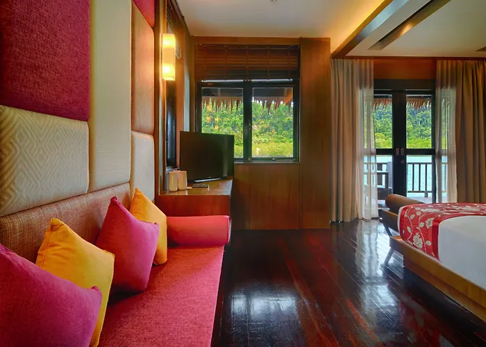 Gayana Marine Resort