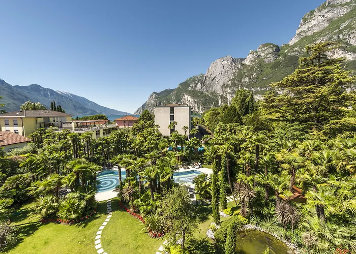 Parc Hotel Flora S Riva del Garda
