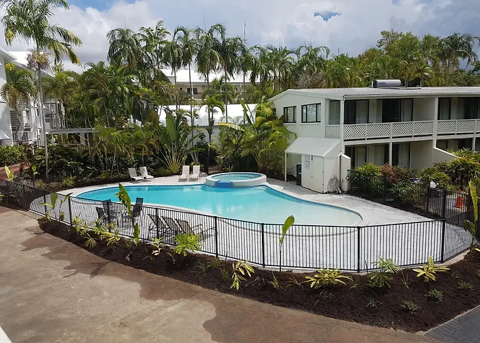 Beachfront Terraces With Onsite Reception & Check In