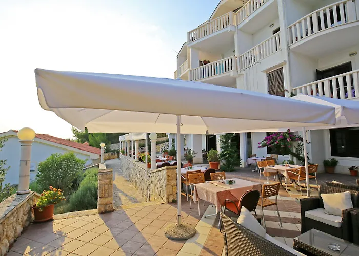 Hotel Lucija Posedarje