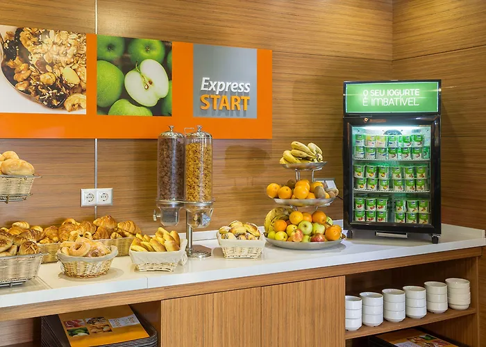 Holiday Inn Express Lisbon Airport By Ihg Portela 