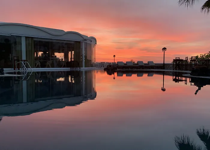 Villa Manos Hotel Karterados 