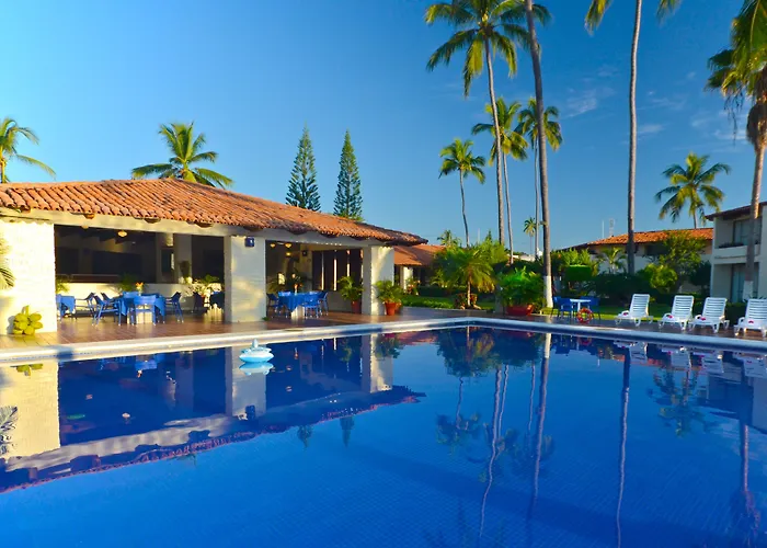 Cabo Blanco Hotel&Marina Barra de Navidad
