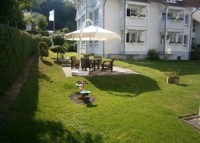 Apartmenthaus Binzer Sterne