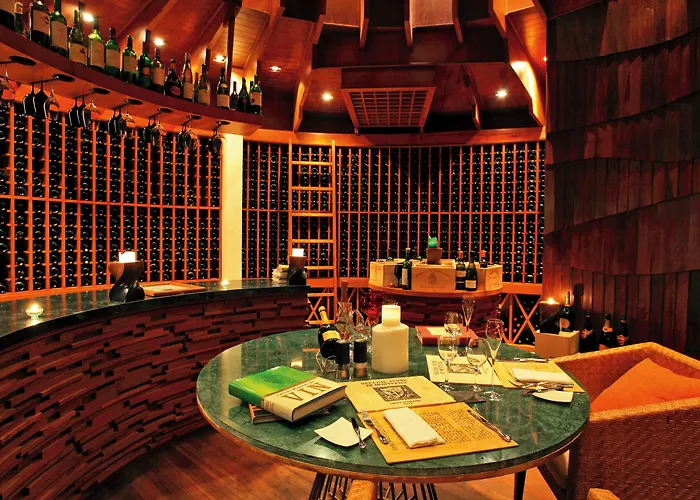 Hotel Constance Halaveli Bathala Island