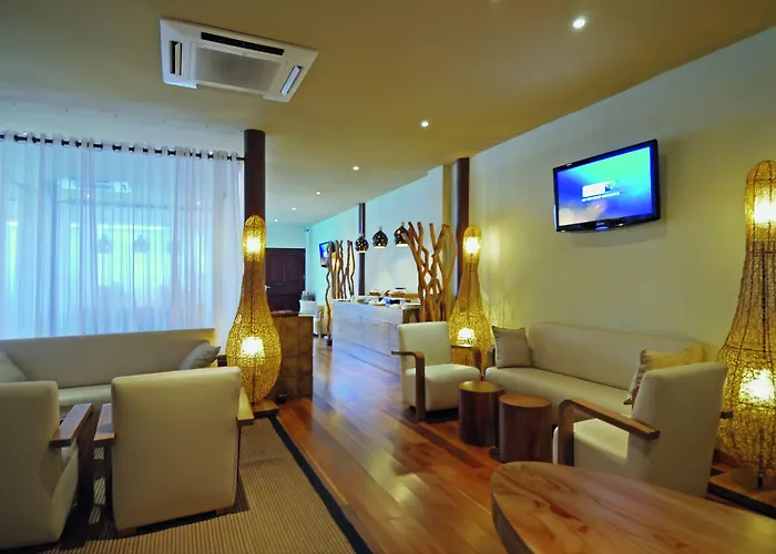 Hotel Constance Halaveli Bathala Island