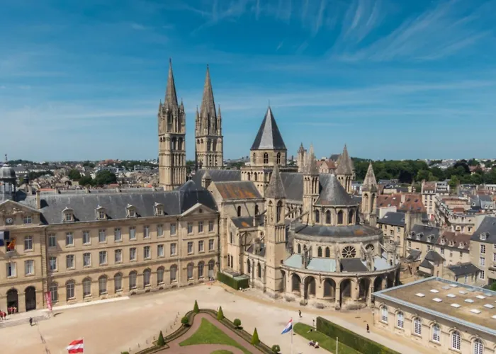 Hôtel Des Quatrans Caen