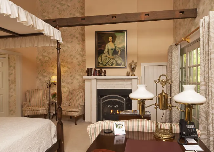 Fairville Inn