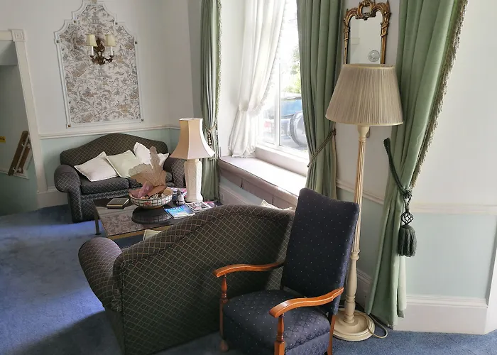 Rosemullion Hotel