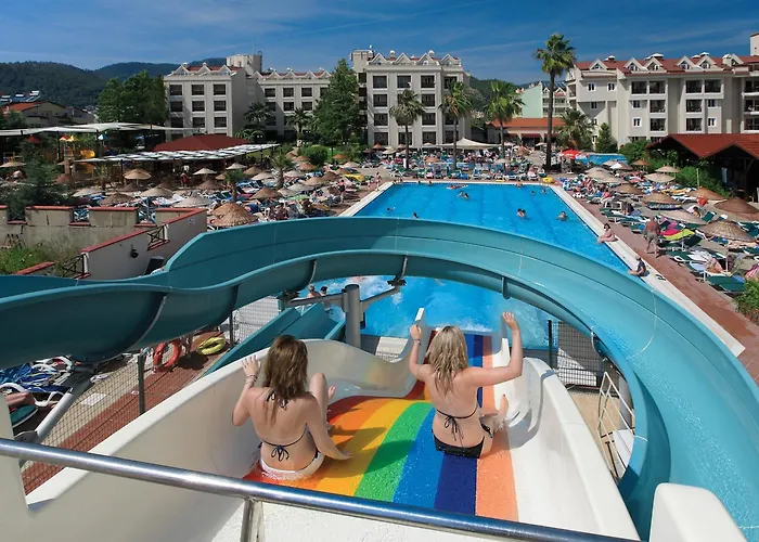 Julian Club Hotel