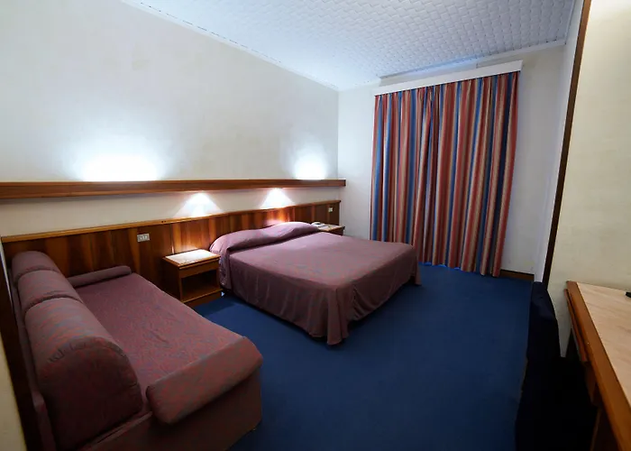 Hotel Giardino Arona