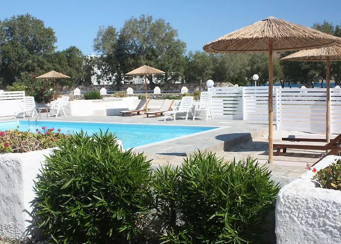 Hotel Porto Naoussa (Adults Only)