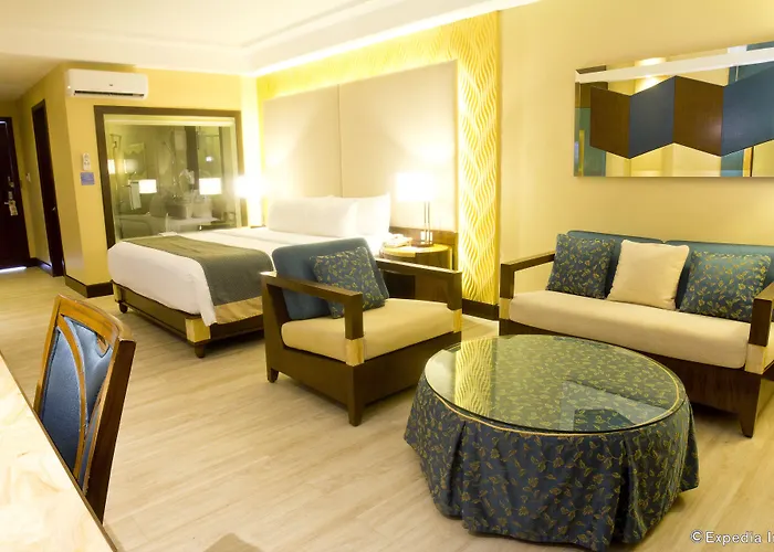 Henann Park Resort Balabag 