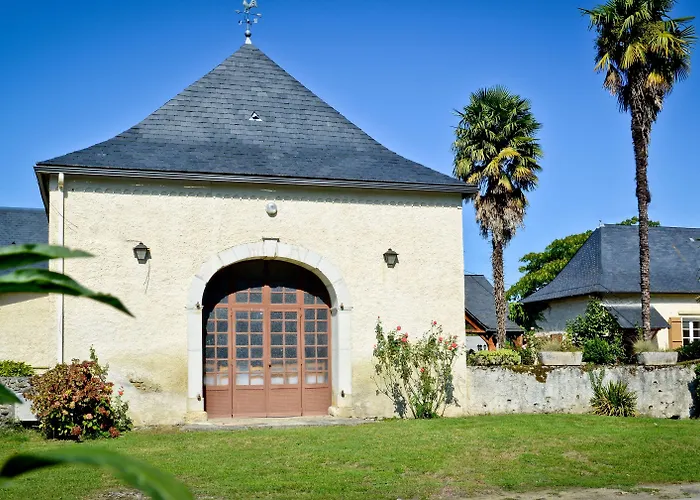 Hotel Logis Chez Germaine Geüs-d'Oloron