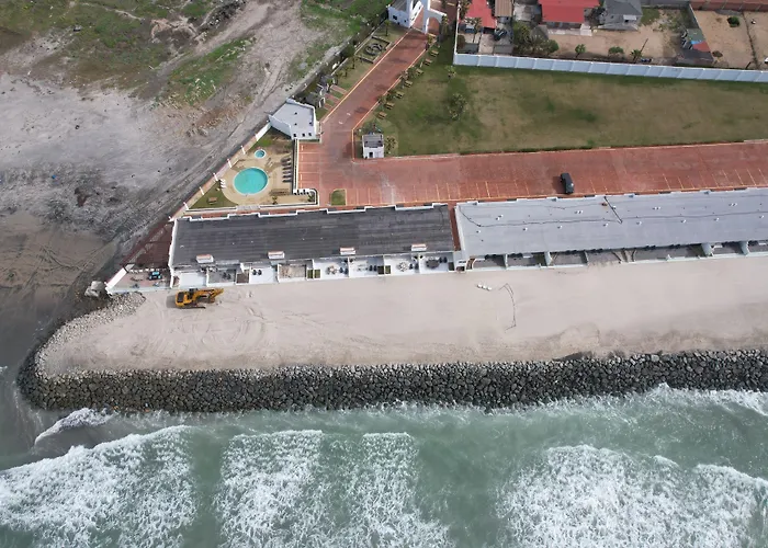Quinta Pacifica Beachfront Villas