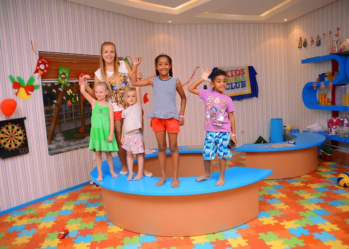 Pickalbatros Jungle Aqua Park - Neverland (Adults Only)