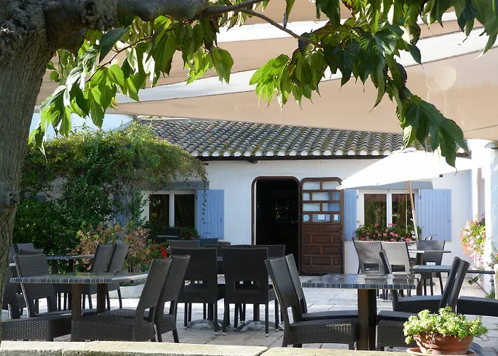 Hotel Mas De Calabrun à Les Les Saintes-Maries-de-la-Mer