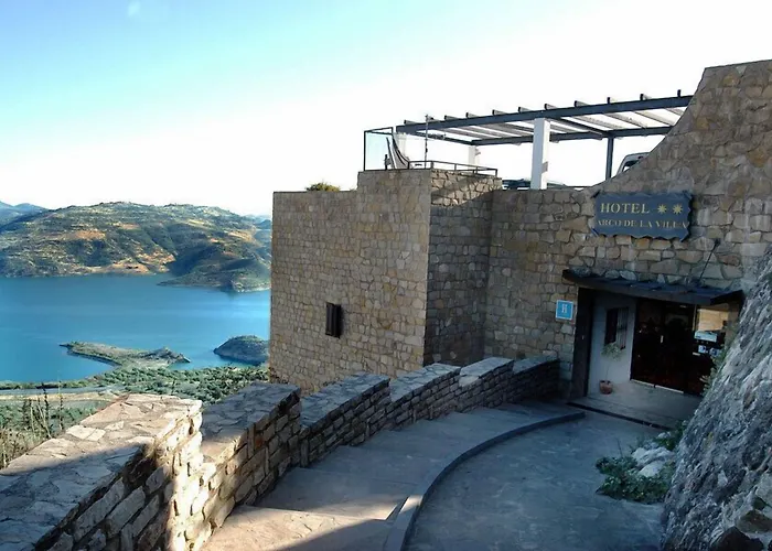 TUGASA Arco De La