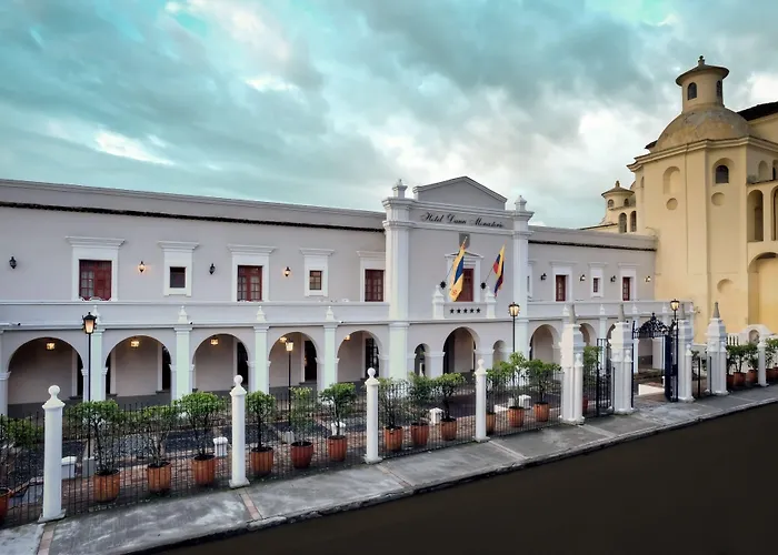 Hotel Dann Monasterio