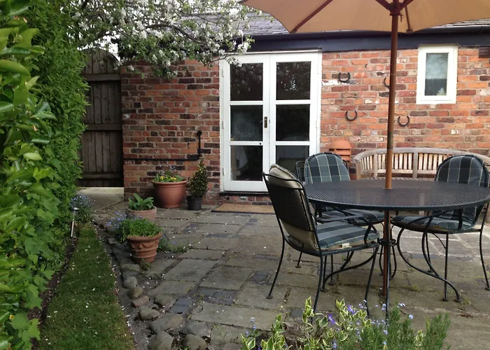 Pickmere Country House
